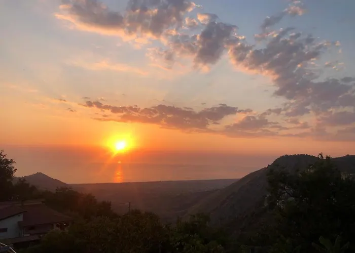 Vista Mare فيلة Maierà